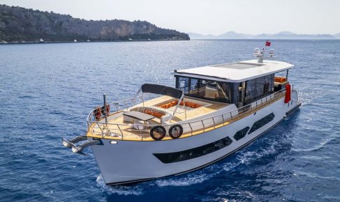 Fethiye ve Bodrum'da Trawler Tekne Kiralama Rehberi