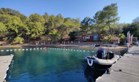 A Trip to Fimi Island: Transportation, Tips and Exploration Guide
